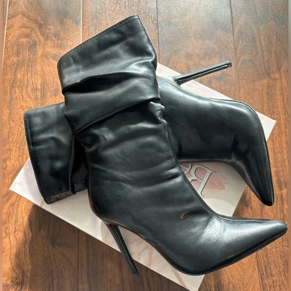 Bella Marie “Leyla” Boots - Picture 7 of 7